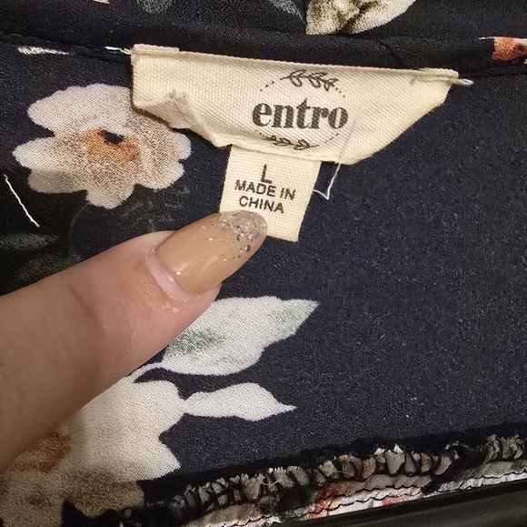 Entro Navy Floral Kimono - Picture 4 of 5